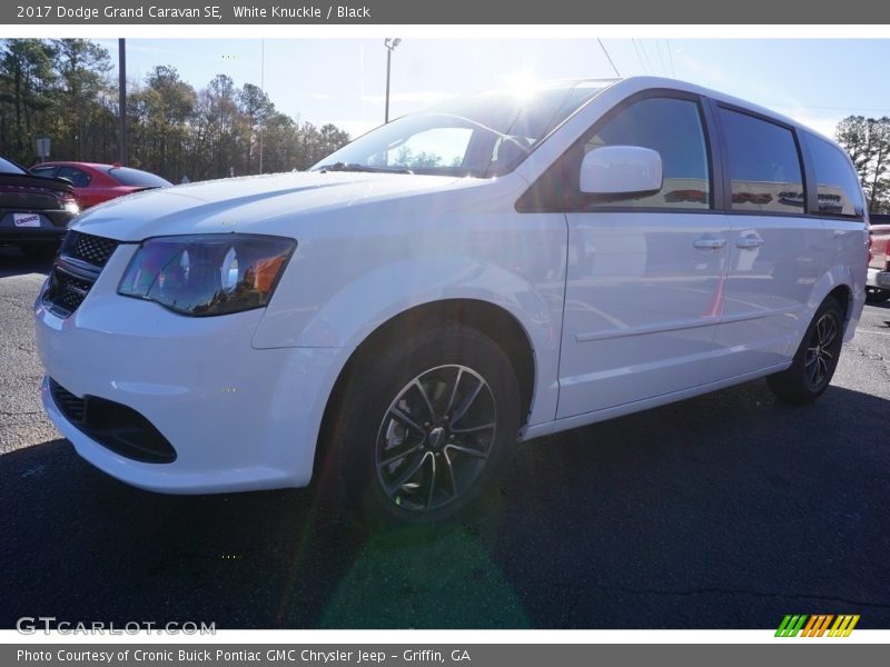 White Knuckle / Black 2017 Dodge Grand Caravan SE
