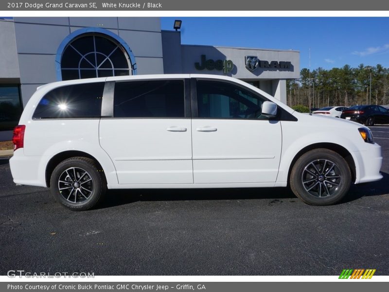 White Knuckle / Black 2017 Dodge Grand Caravan SE