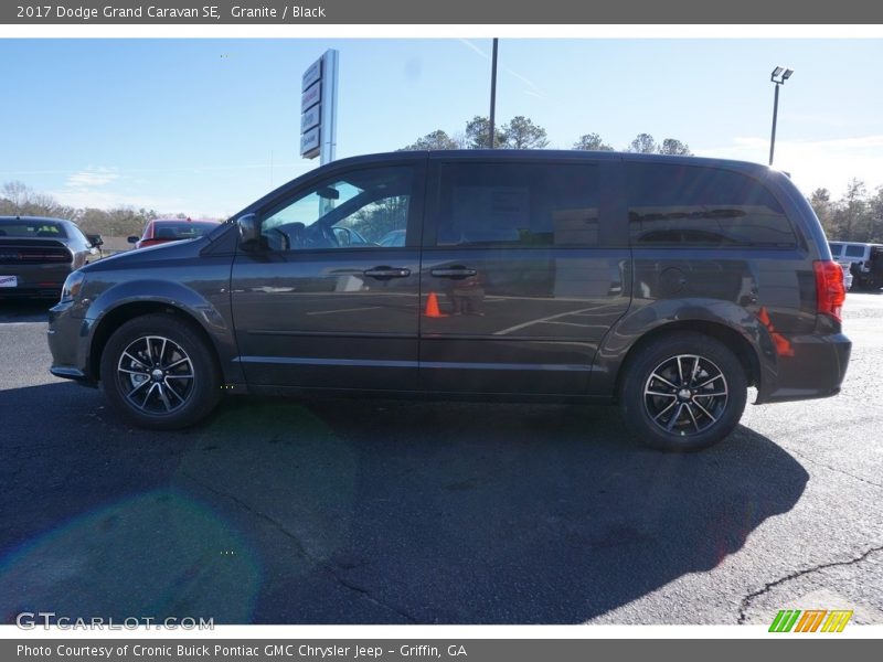Granite / Black 2017 Dodge Grand Caravan SE