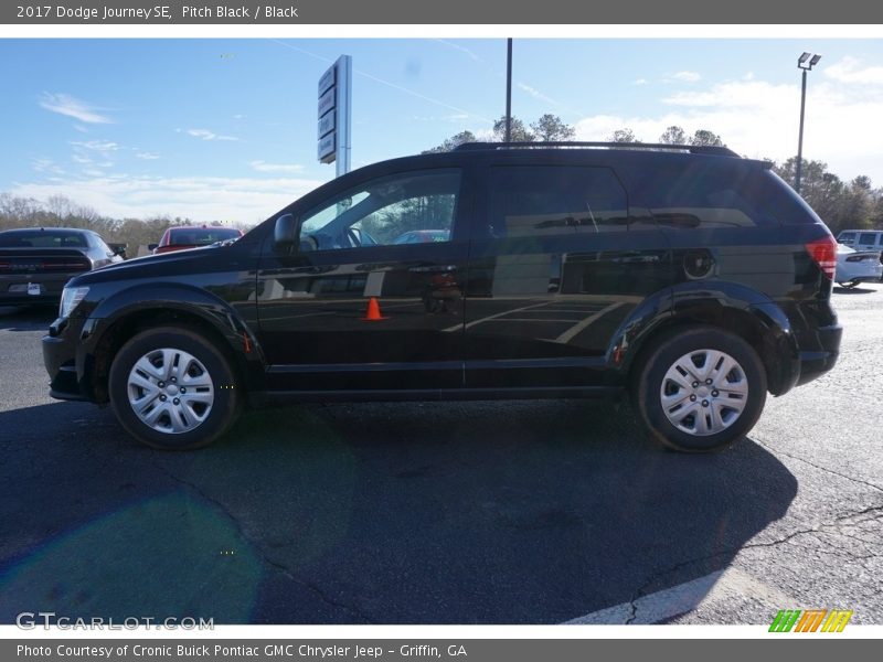 Pitch Black / Black 2017 Dodge Journey SE