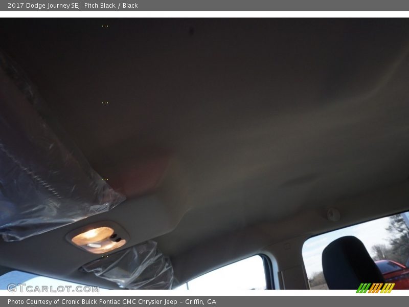 Pitch Black / Black 2017 Dodge Journey SE