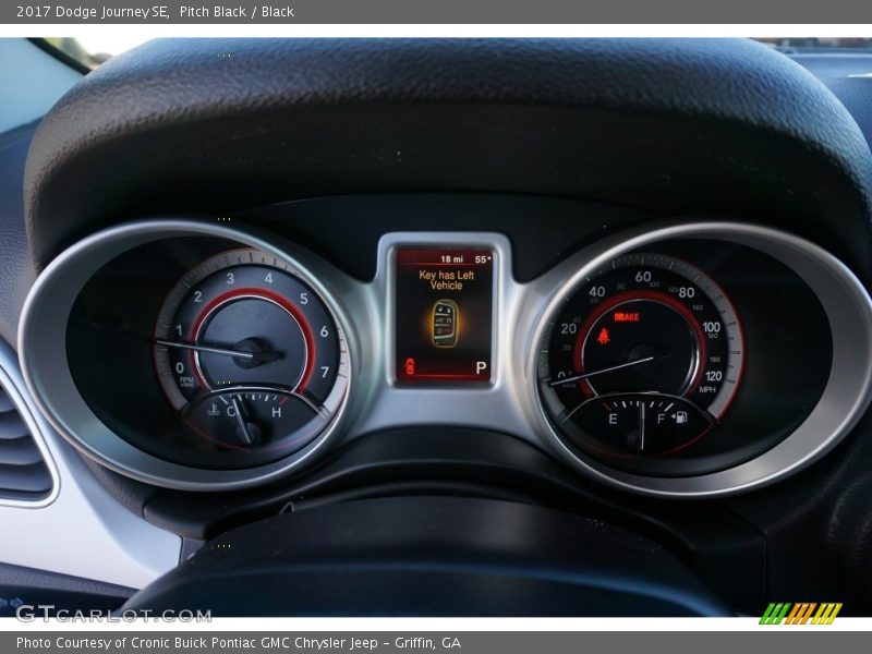 Pitch Black / Black 2017 Dodge Journey SE