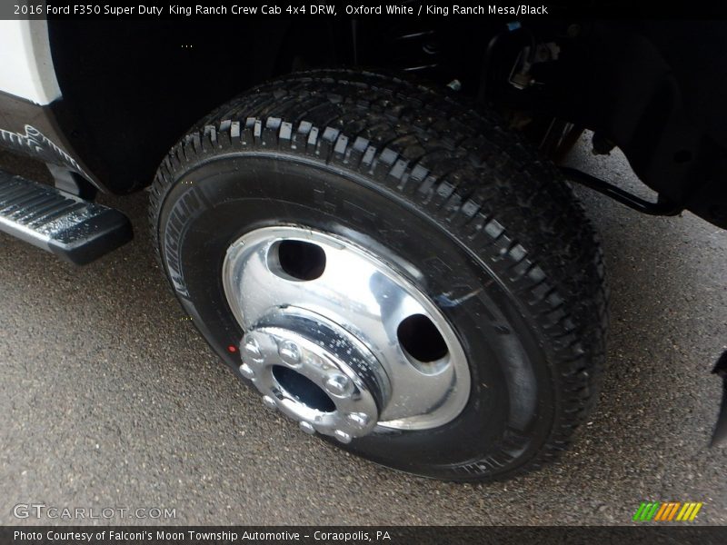Oxford White / King Ranch Mesa/Black 2016 Ford F350 Super Duty  King Ranch Crew Cab 4x4 DRW