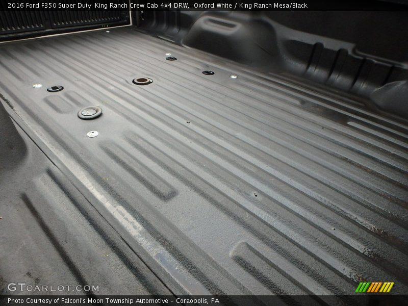 Oxford White / King Ranch Mesa/Black 2016 Ford F350 Super Duty  King Ranch Crew Cab 4x4 DRW
