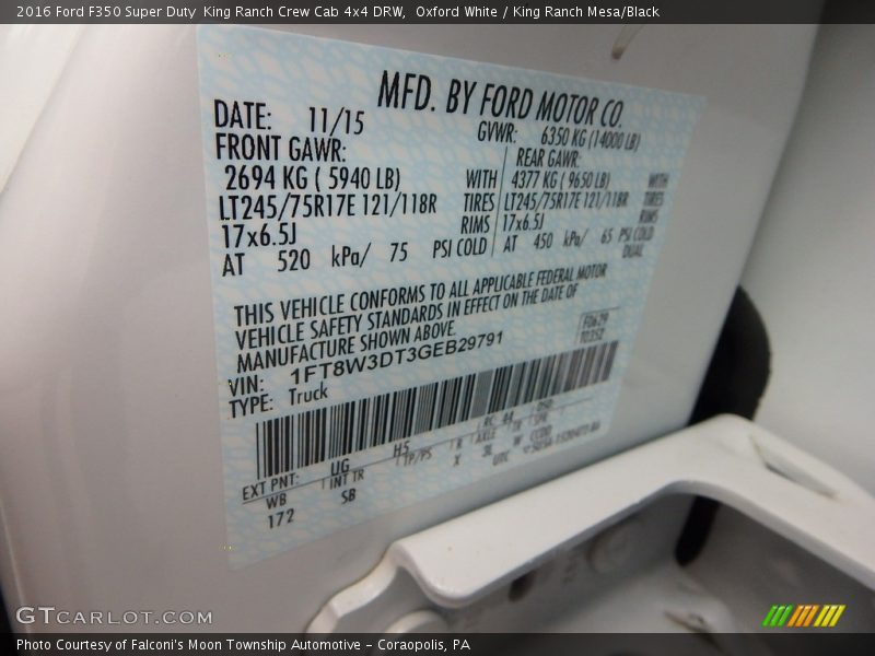 Oxford White / King Ranch Mesa/Black 2016 Ford F350 Super Duty  King Ranch Crew Cab 4x4 DRW