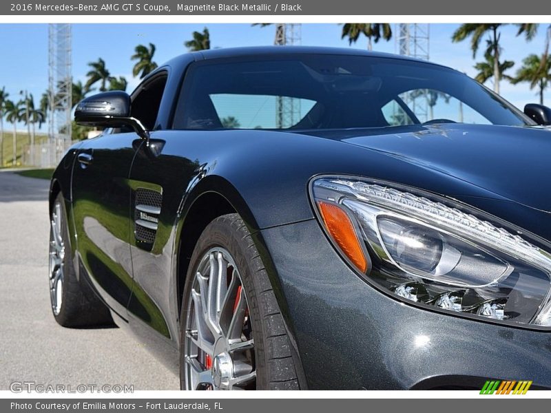 Magnetite Black Metallic / Black 2016 Mercedes-Benz AMG GT S Coupe