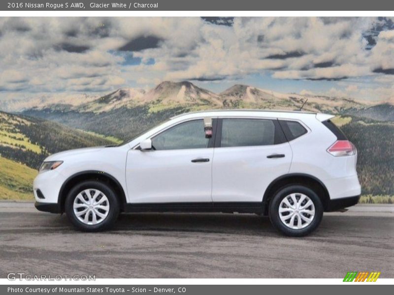 Glacier White / Charcoal 2016 Nissan Rogue S AWD