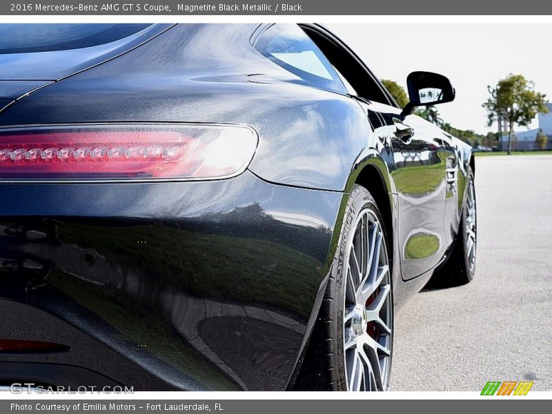 Magnetite Black Metallic / Black 2016 Mercedes-Benz AMG GT S Coupe