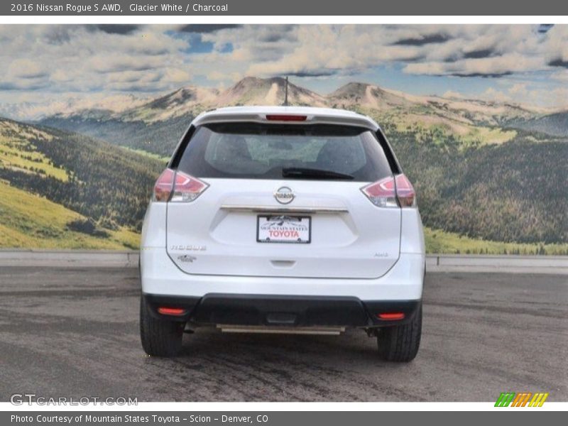 Glacier White / Charcoal 2016 Nissan Rogue S AWD
