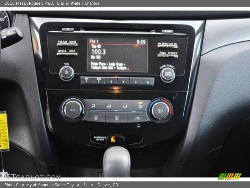 Glacier White / Charcoal 2016 Nissan Rogue S AWD