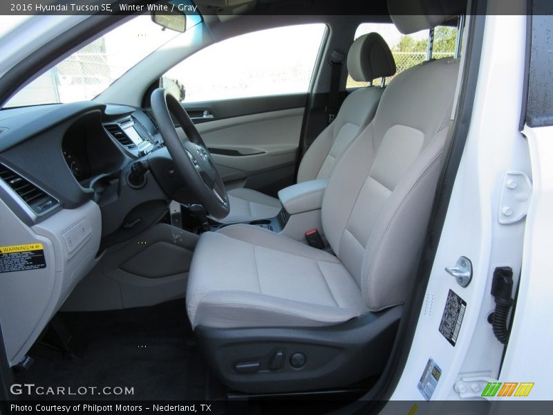 Winter White / Gray 2016 Hyundai Tucson SE