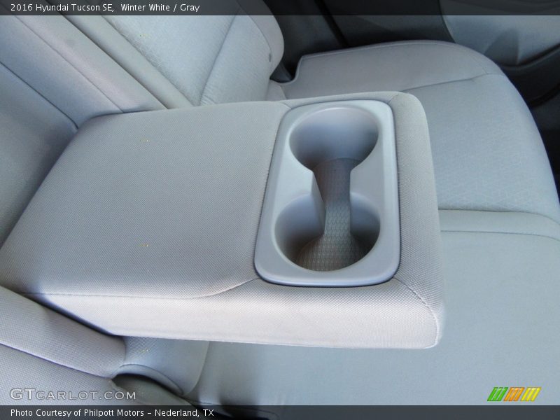 Winter White / Gray 2016 Hyundai Tucson SE