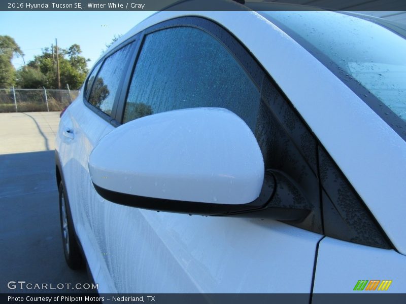 Winter White / Gray 2016 Hyundai Tucson SE