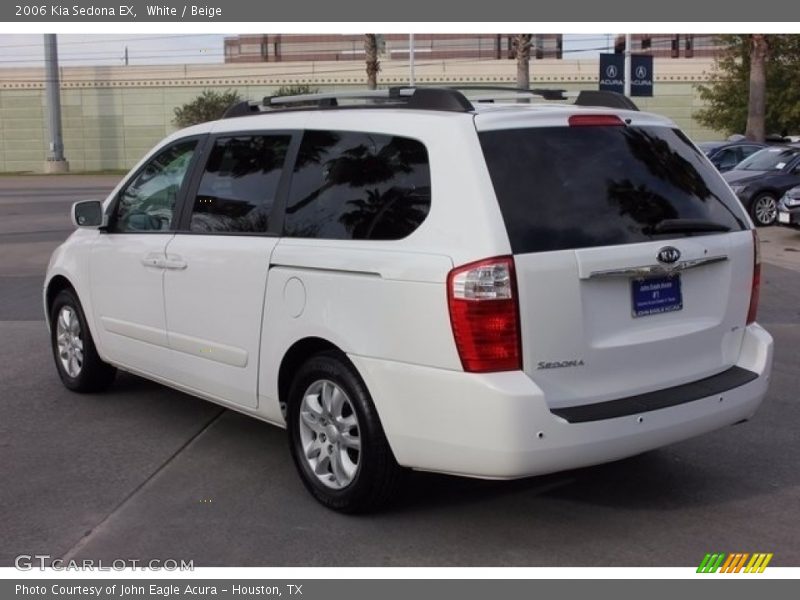 White / Beige 2006 Kia Sedona EX