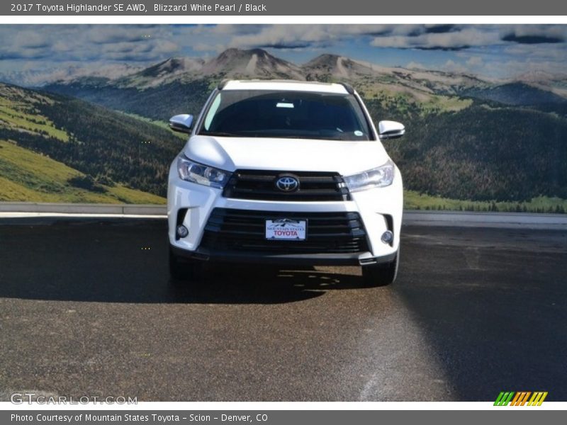 Blizzard White Pearl / Black 2017 Toyota Highlander SE AWD