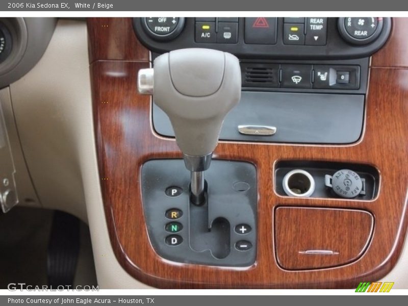 White / Beige 2006 Kia Sedona EX