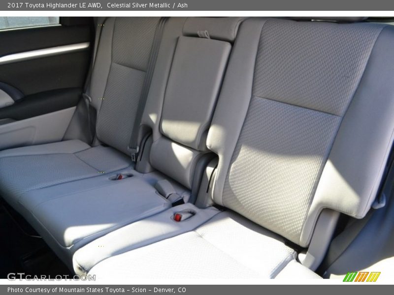 Celestial Silver Metallic / Ash 2017 Toyota Highlander LE AWD