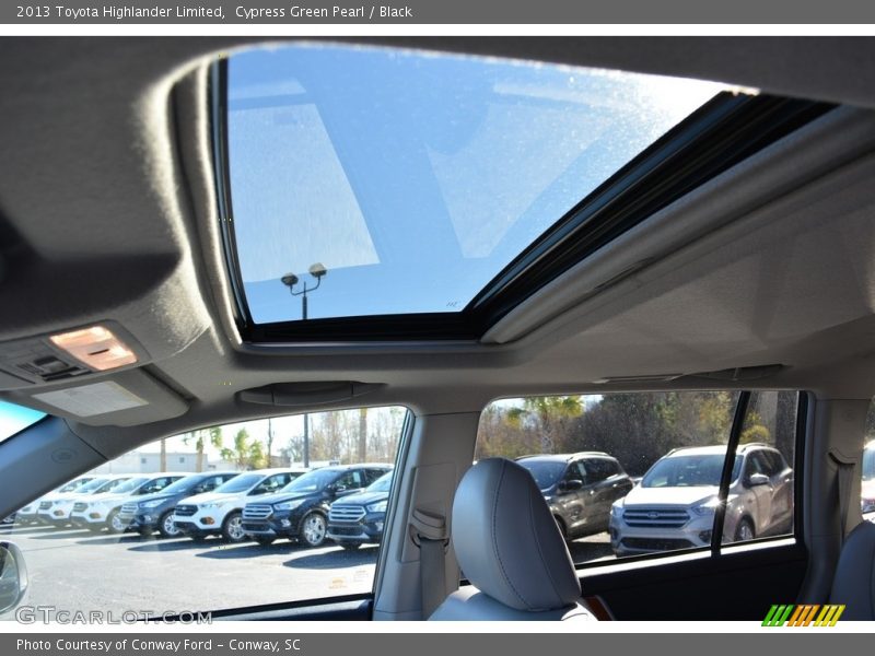 Cypress Green Pearl / Black 2013 Toyota Highlander Limited