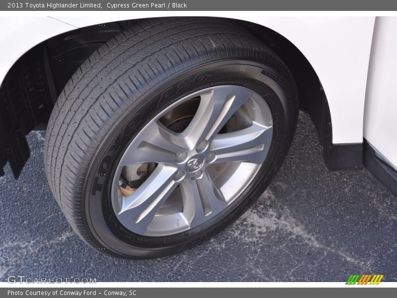 Cypress Green Pearl / Black 2013 Toyota Highlander Limited
