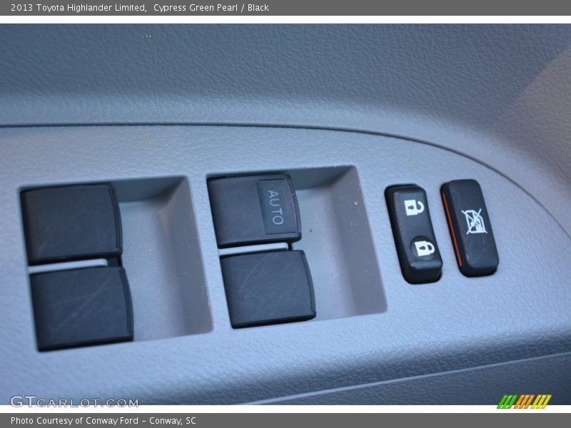 Cypress Green Pearl / Black 2013 Toyota Highlander Limited