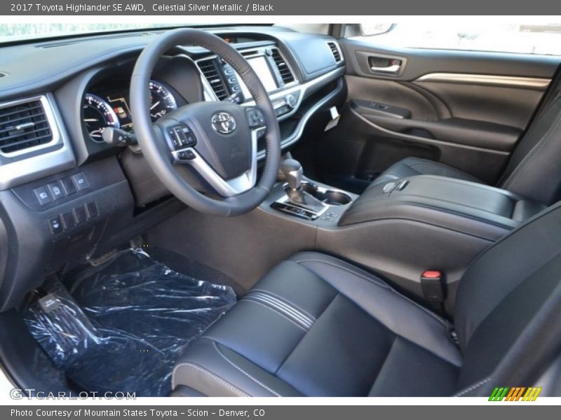 Celestial Silver Metallic / Black 2017 Toyota Highlander SE AWD