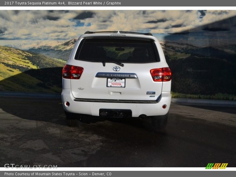 Blizzard Pearl White / Graphite 2017 Toyota Sequoia Platinum 4x4