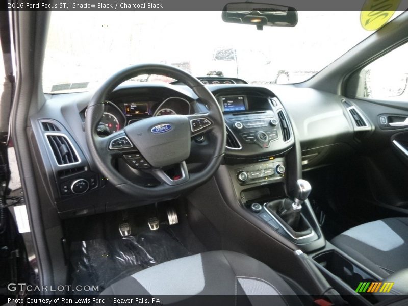 Shadow Black / Charcoal Black 2016 Ford Focus ST
