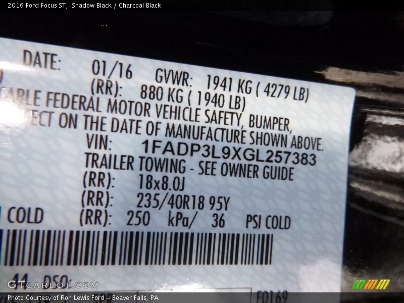 Shadow Black / Charcoal Black 2016 Ford Focus ST