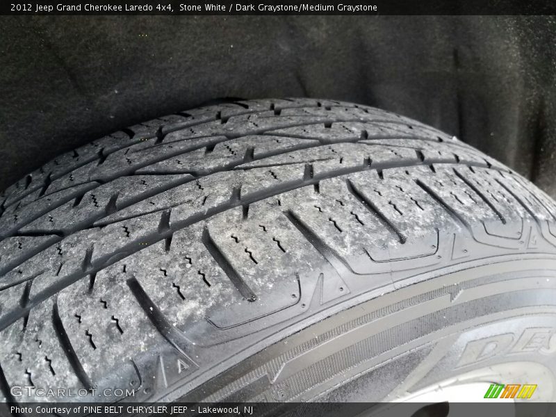Stone White / Dark Graystone/Medium Graystone 2012 Jeep Grand Cherokee Laredo 4x4