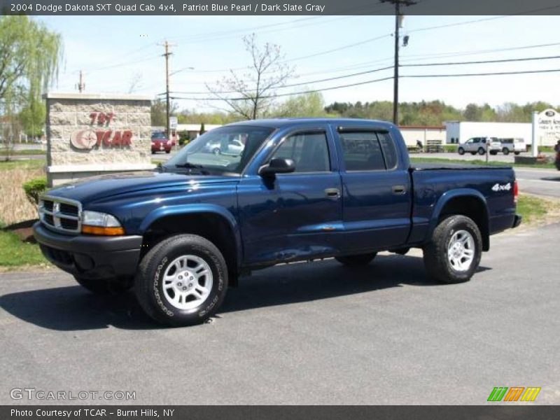 Patriot Blue Pearl / Dark Slate Gray 2004 Dodge Dakota SXT Quad Cab 4x4