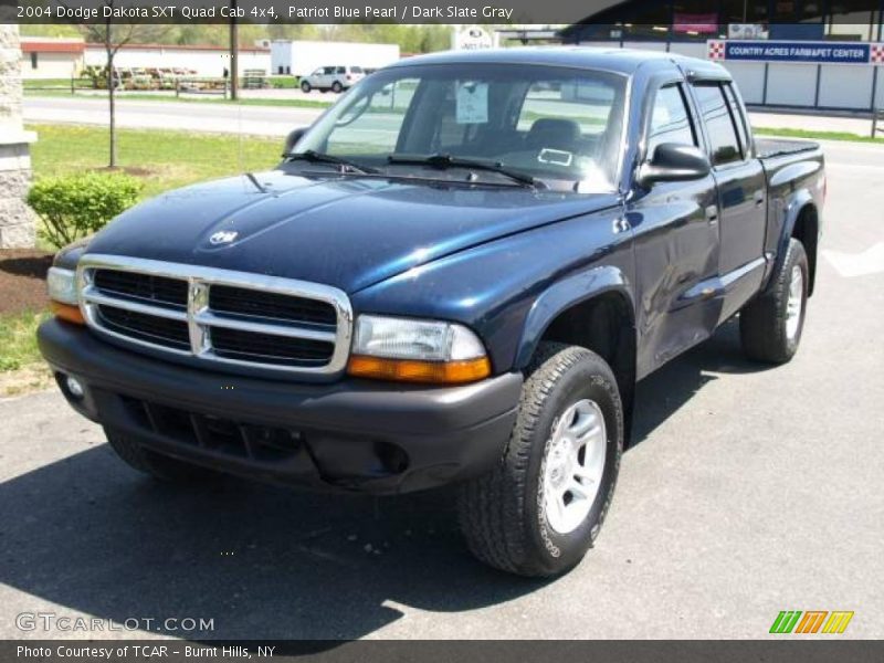 Patriot Blue Pearl / Dark Slate Gray 2004 Dodge Dakota SXT Quad Cab 4x4
