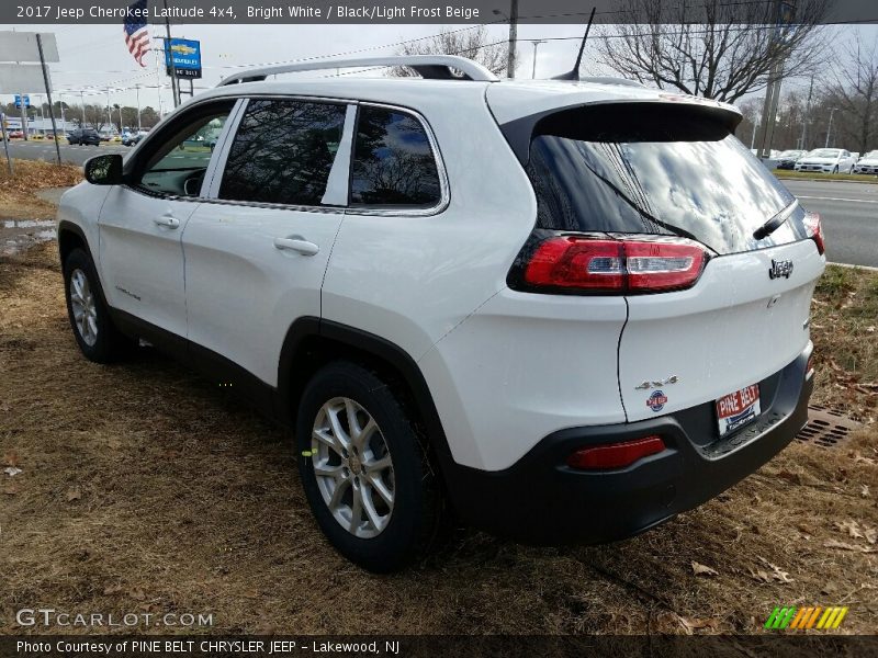 Bright White / Black/Light Frost Beige 2017 Jeep Cherokee Latitude 4x4