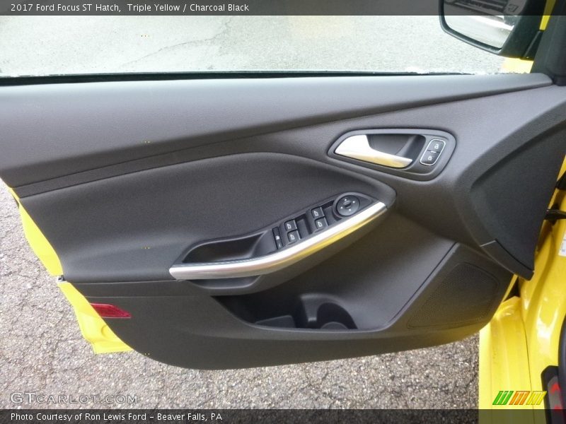 Triple Yellow / Charcoal Black 2017 Ford Focus ST Hatch
