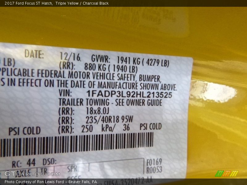 Triple Yellow / Charcoal Black 2017 Ford Focus ST Hatch