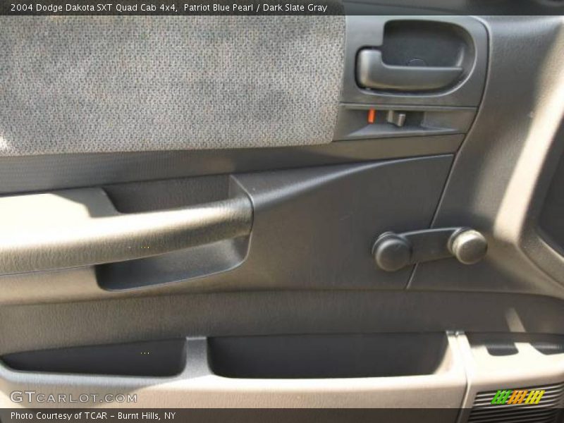 Patriot Blue Pearl / Dark Slate Gray 2004 Dodge Dakota SXT Quad Cab 4x4