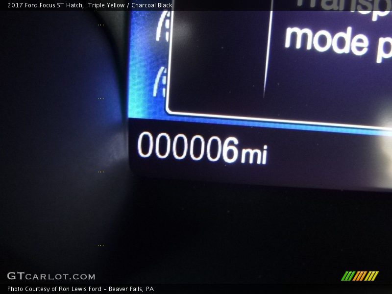 Triple Yellow / Charcoal Black 2017 Ford Focus ST Hatch