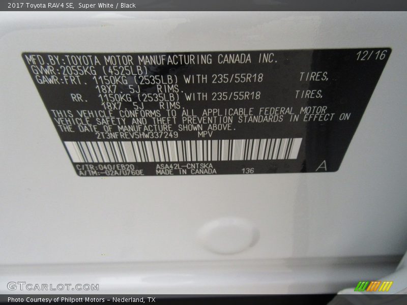 2017 RAV4 SE Super White Color Code 040
