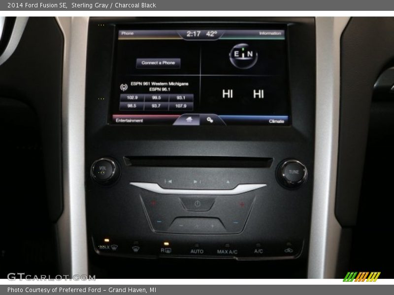 Sterling Gray / Charcoal Black 2014 Ford Fusion SE