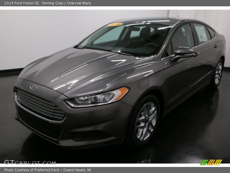 Sterling Gray / Charcoal Black 2014 Ford Fusion SE