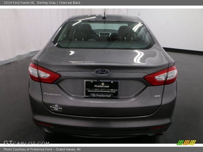 Sterling Gray / Charcoal Black 2014 Ford Fusion SE