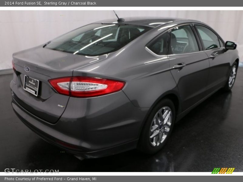 Sterling Gray / Charcoal Black 2014 Ford Fusion SE