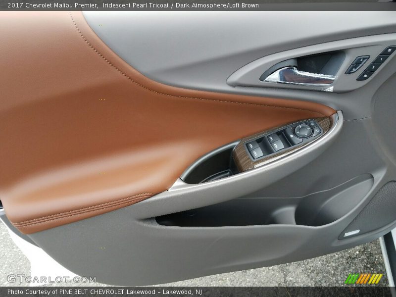 Iridescent Pearl Tricoat / Dark Atmosphere/Loft Brown 2017 Chevrolet Malibu Premier