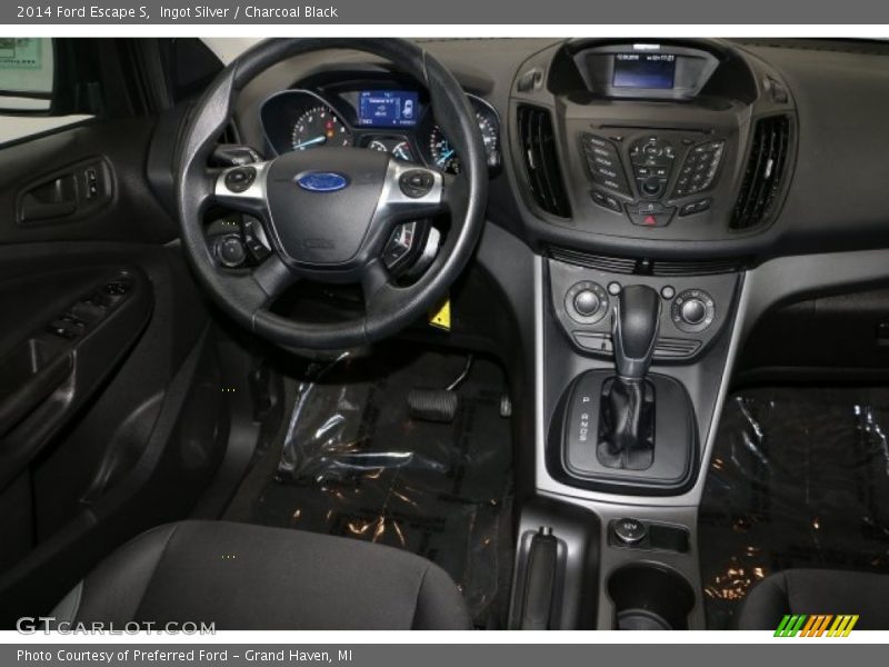 Ingot Silver / Charcoal Black 2014 Ford Escape S