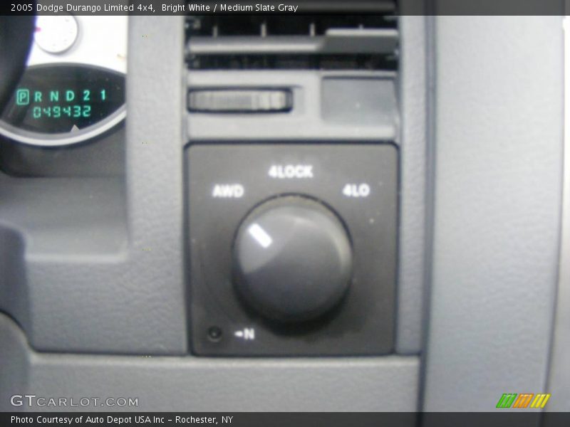 Bright White / Medium Slate Gray 2005 Dodge Durango Limited 4x4