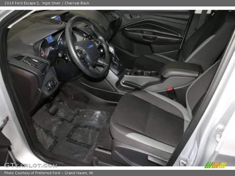 Ingot Silver / Charcoal Black 2014 Ford Escape S