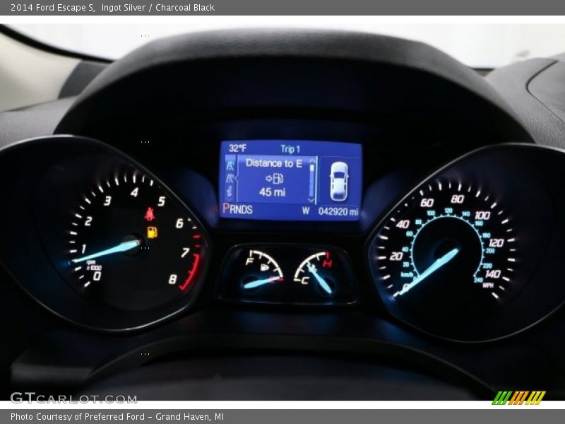 Ingot Silver / Charcoal Black 2014 Ford Escape S