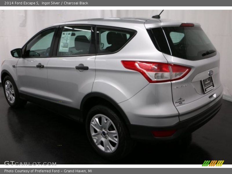 Ingot Silver / Charcoal Black 2014 Ford Escape S