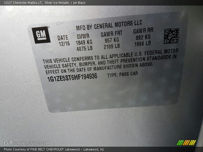 Silver Ice Metallic / Jet Black 2017 Chevrolet Malibu LT