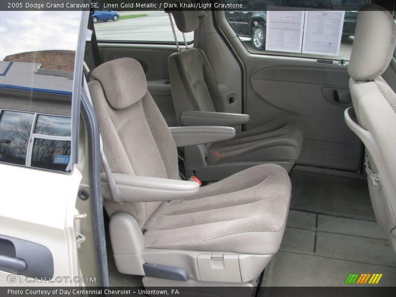 Linen Gold Metallic / Dark Khaki/Light Graystone 2005 Dodge Grand Caravan SE