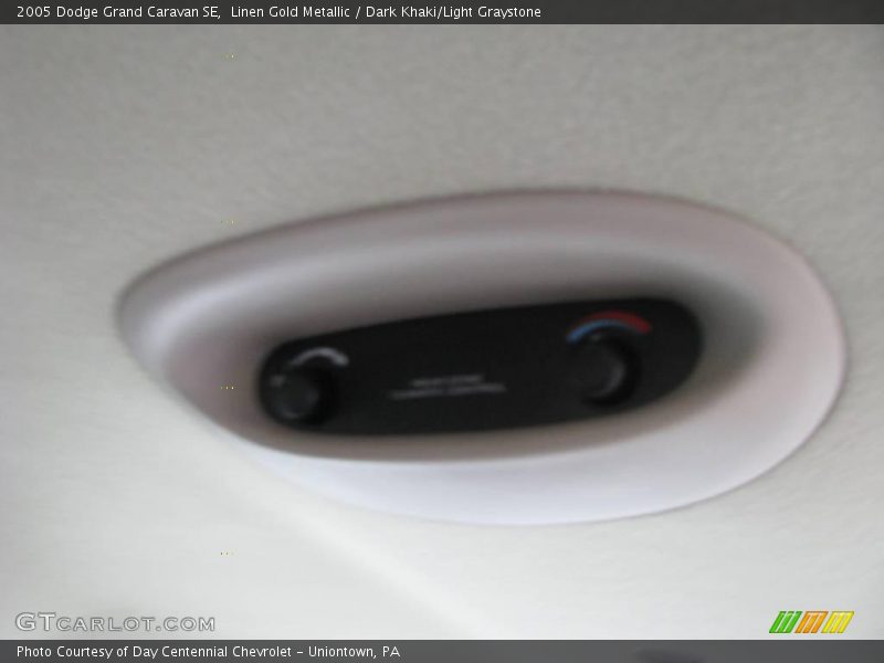 Linen Gold Metallic / Dark Khaki/Light Graystone 2005 Dodge Grand Caravan SE